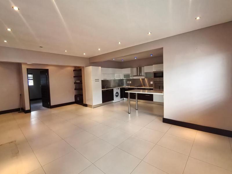 To Let 2 Bedroom Property for Rent in Sea Point Western Cape